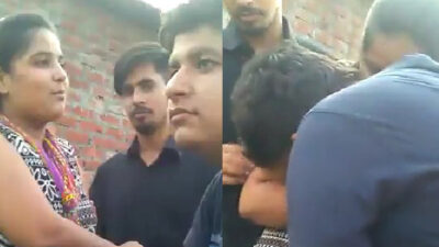 दोस्त के सामने उनकर गर्लफ्रेंड के बूब्स चुसाई